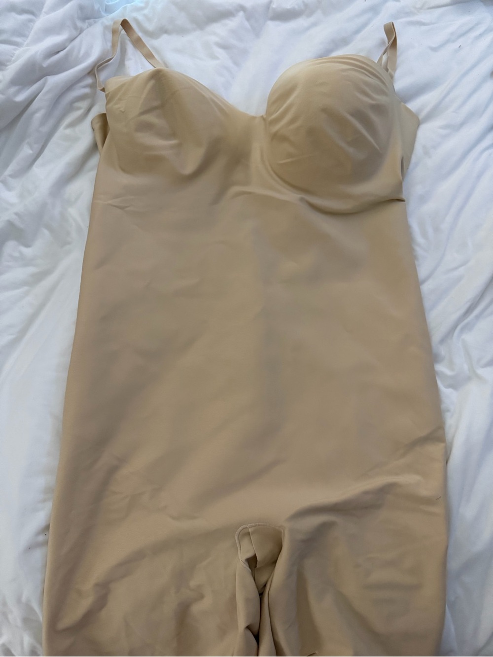 SKIMS Body Zoned Underwire Mid Thigh Body Core Sculpt in Sand